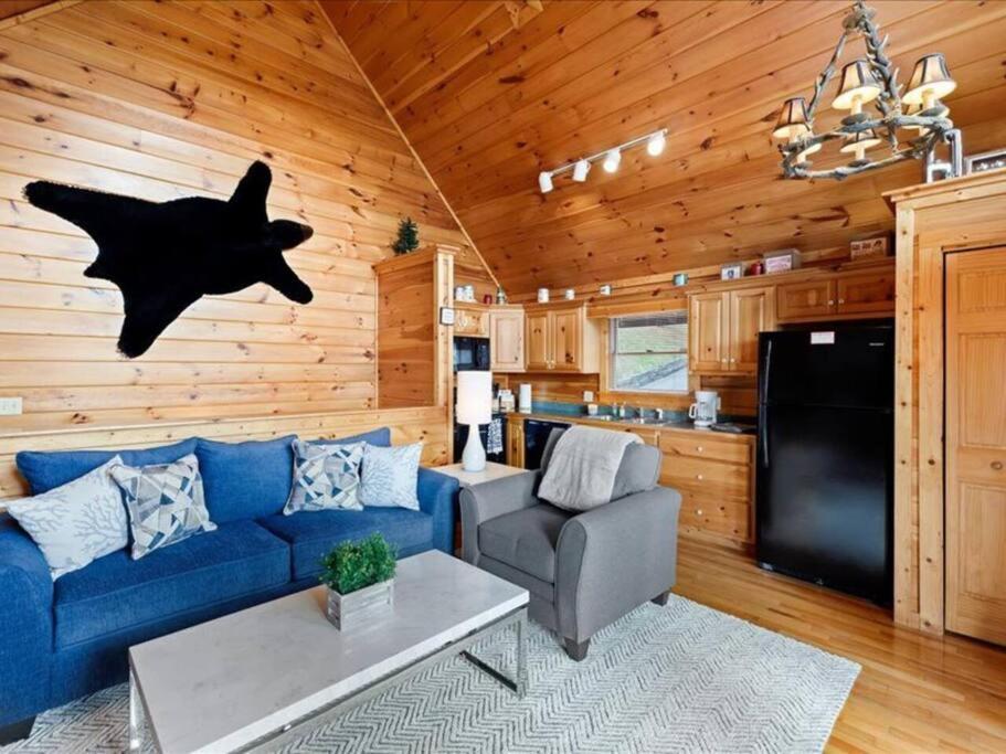 Breathtaking Views Of The Smokies, 3 Mins To Gatlinburg Villa Bagian luar foto