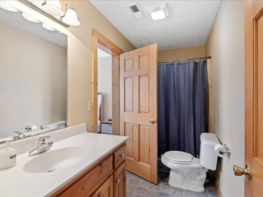 Breathtaking Views Of The Smokies, 3 Mins To Gatlinburg Villa Bagian luar foto